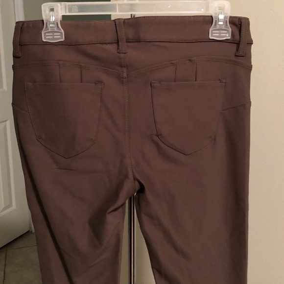 Hot Kiss 9 Get The Lift Skinny Leg Pants - Picture 5 of 9